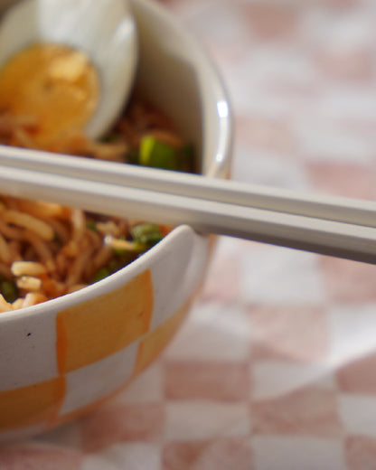 Ela- Ramen/Noodle Bowl with chopstick holder